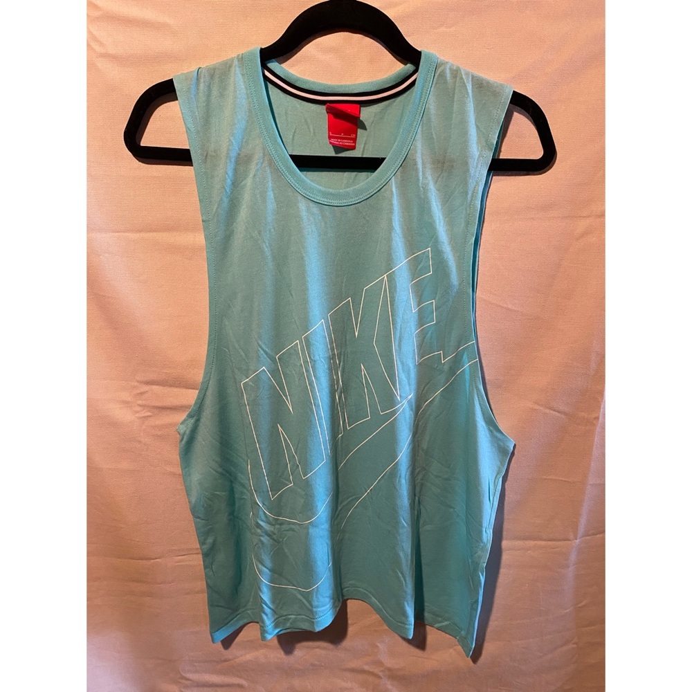 Nike Women’s Muscle Tank